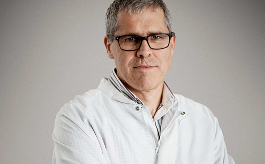 北京宇联认证技师克里斯托弗 - 高级复杂功能钟表维修